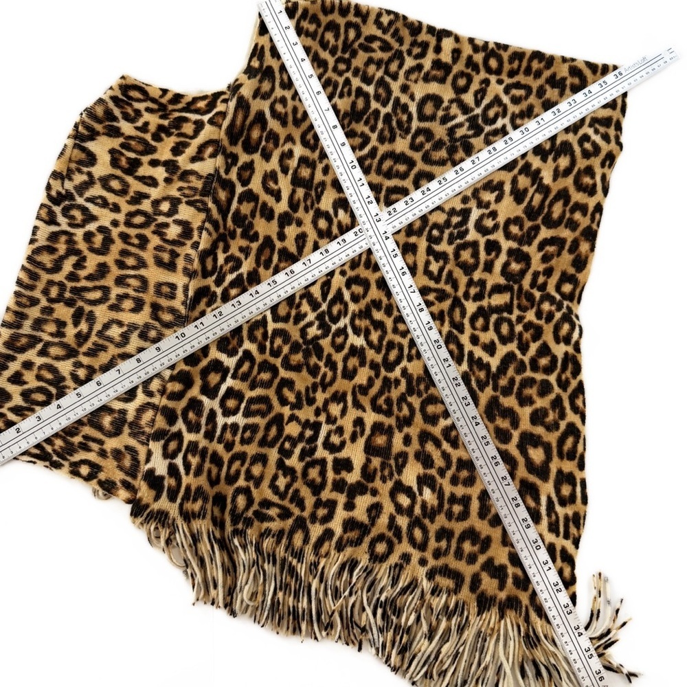 Chicos Poncho Sweater Leopard Animal Fringe New Brown Tan Womens One Size - Picture 3 of 9